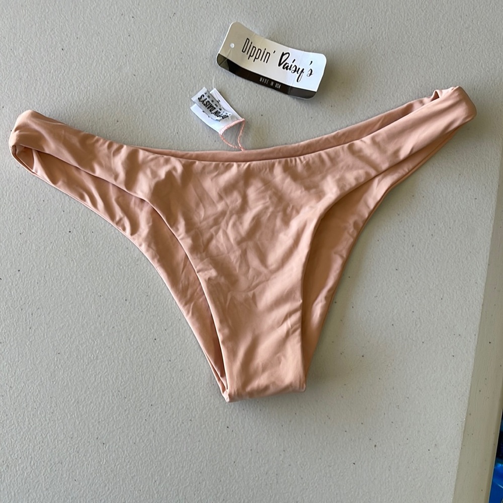 Dippin Daisy’s bottom